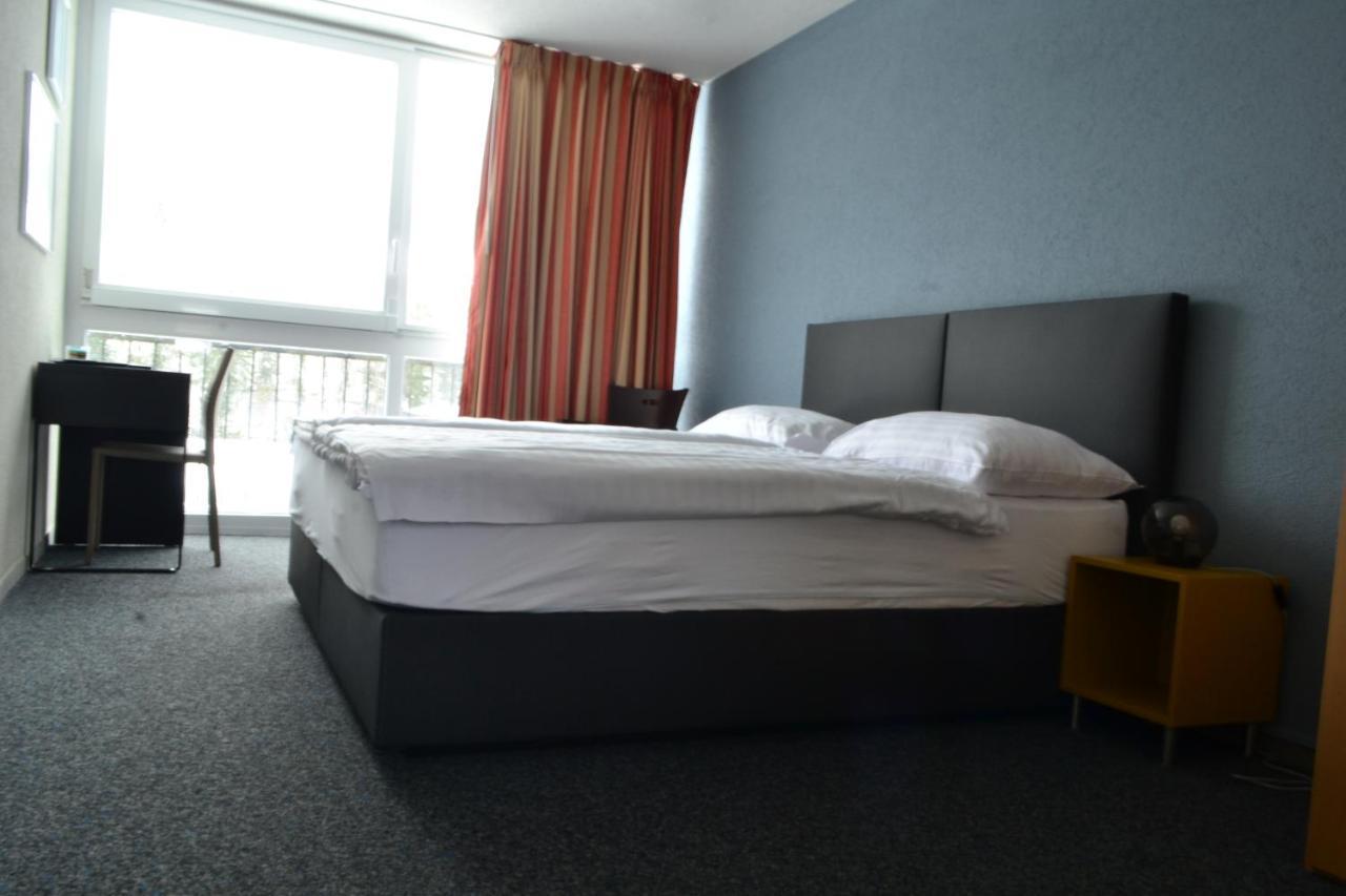 Hotel Les Rives Du Doubs Les Brenets Zewnętrze zdjęcie